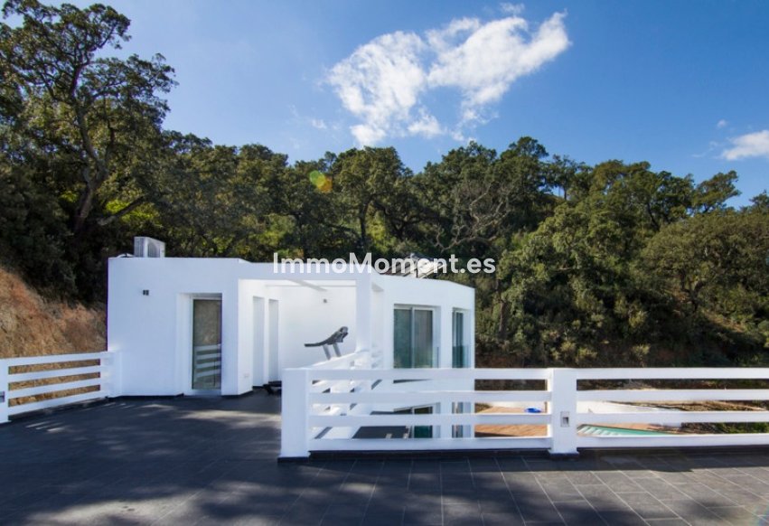 Wiederverkauf - Freistehende Villa - Marbella - La Mairena
