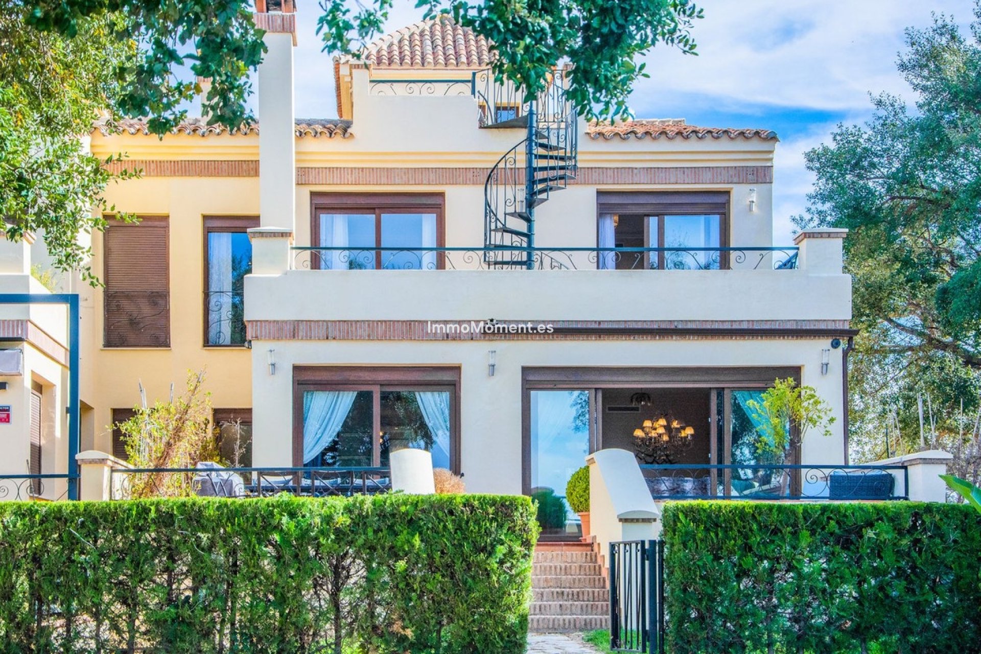 Wiederverkauf - Freistehende Villa - Marbella - La Mairena