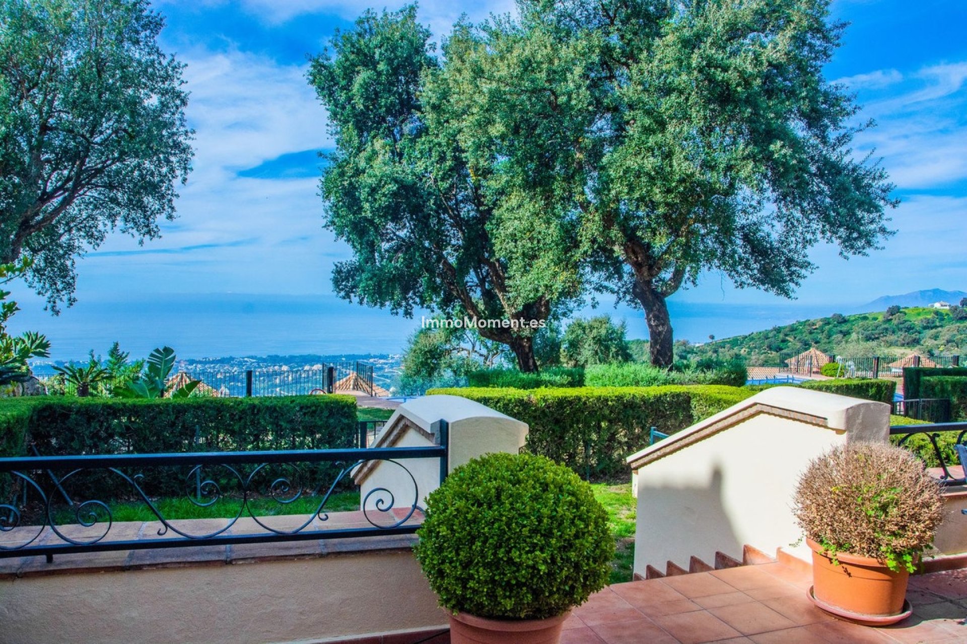 Wiederverkauf - Freistehende Villa - Marbella - La Mairena