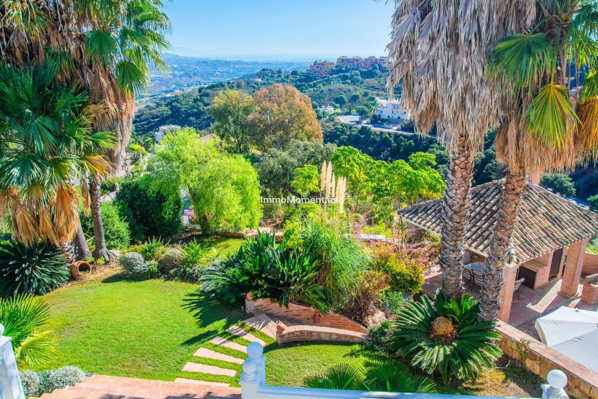 Wiederverkauf - Freistehende Villa - Marbella - La Mairena