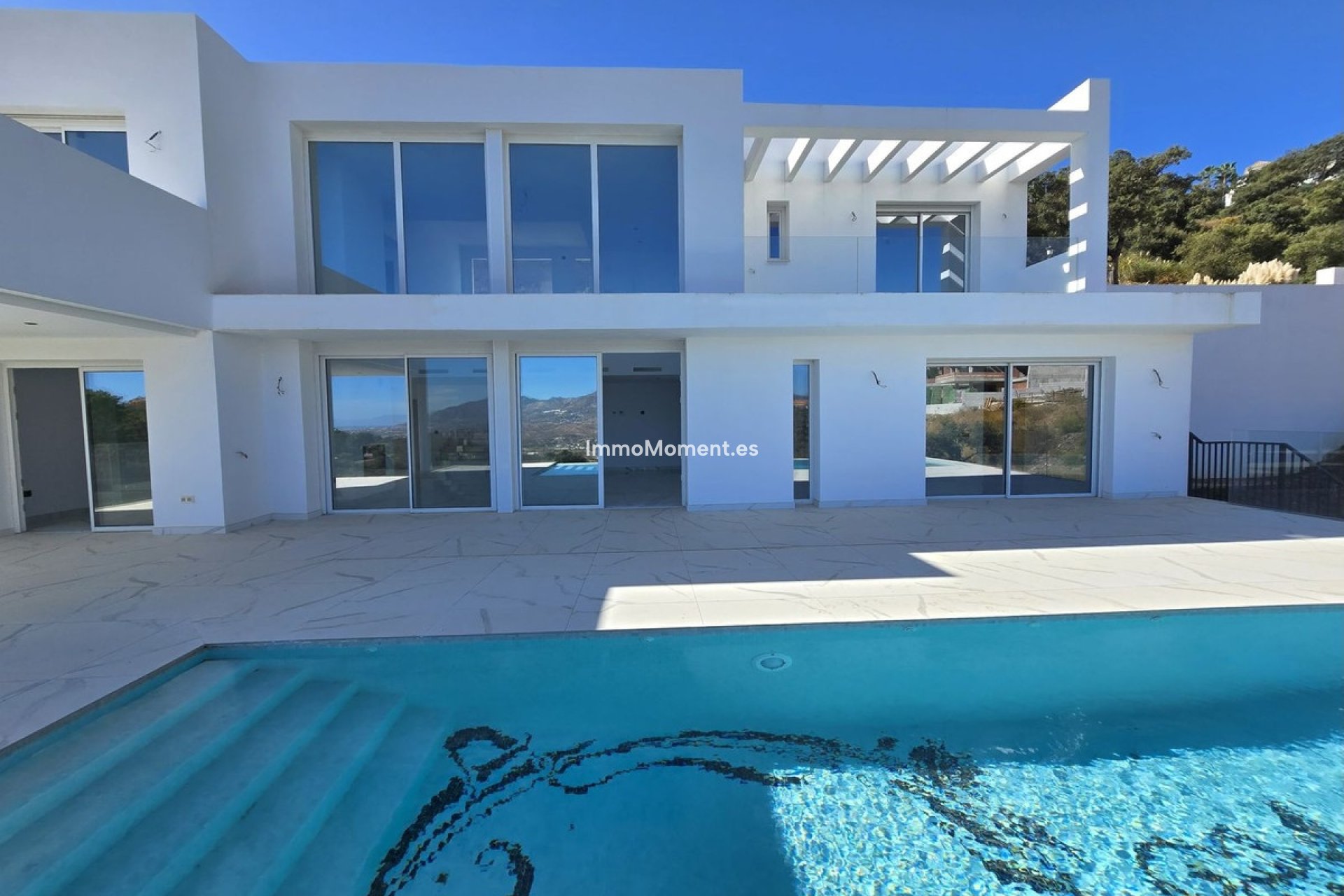 Wiederverkauf - Freistehende Villa - Marbella - La Mairena
