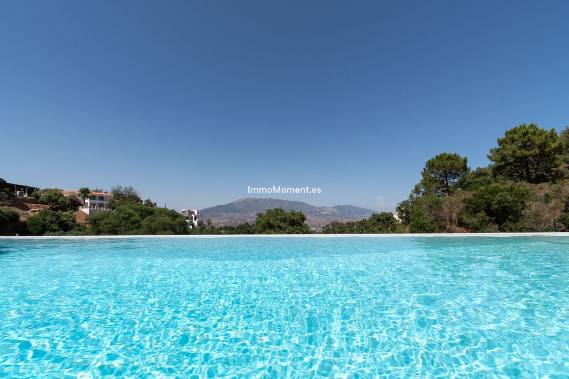 Wiederverkauf - Freistehende Villa - Marbella - La Mairena