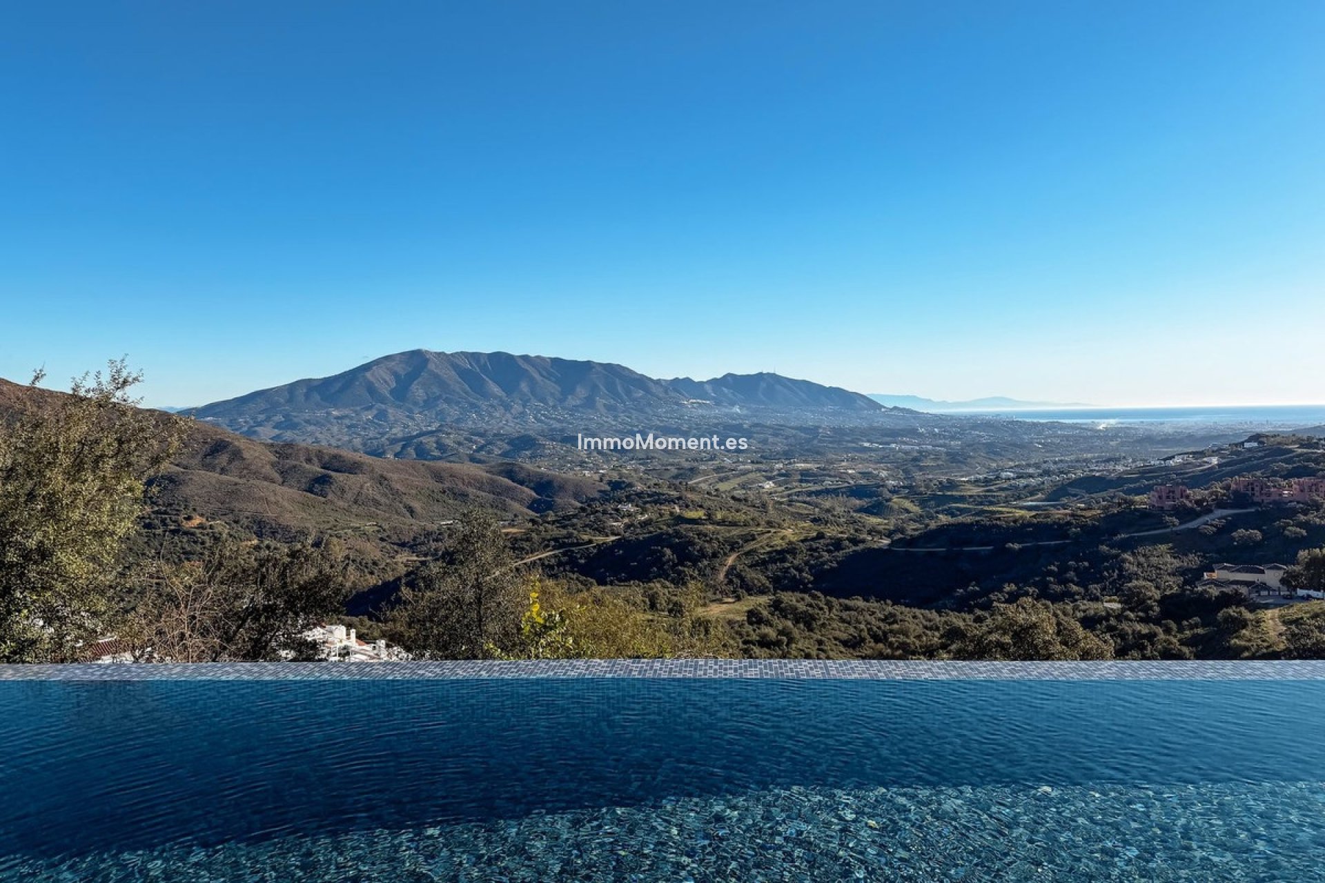 Wiederverkauf - Freistehende Villa - Marbella - La Mairena