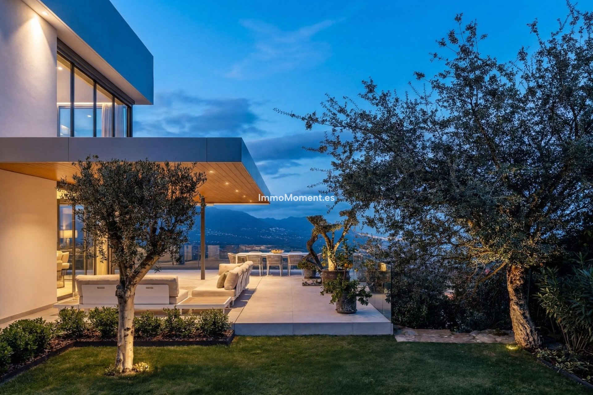 Wiederverkauf - Freistehende Villa - Marbella - La Mairena
