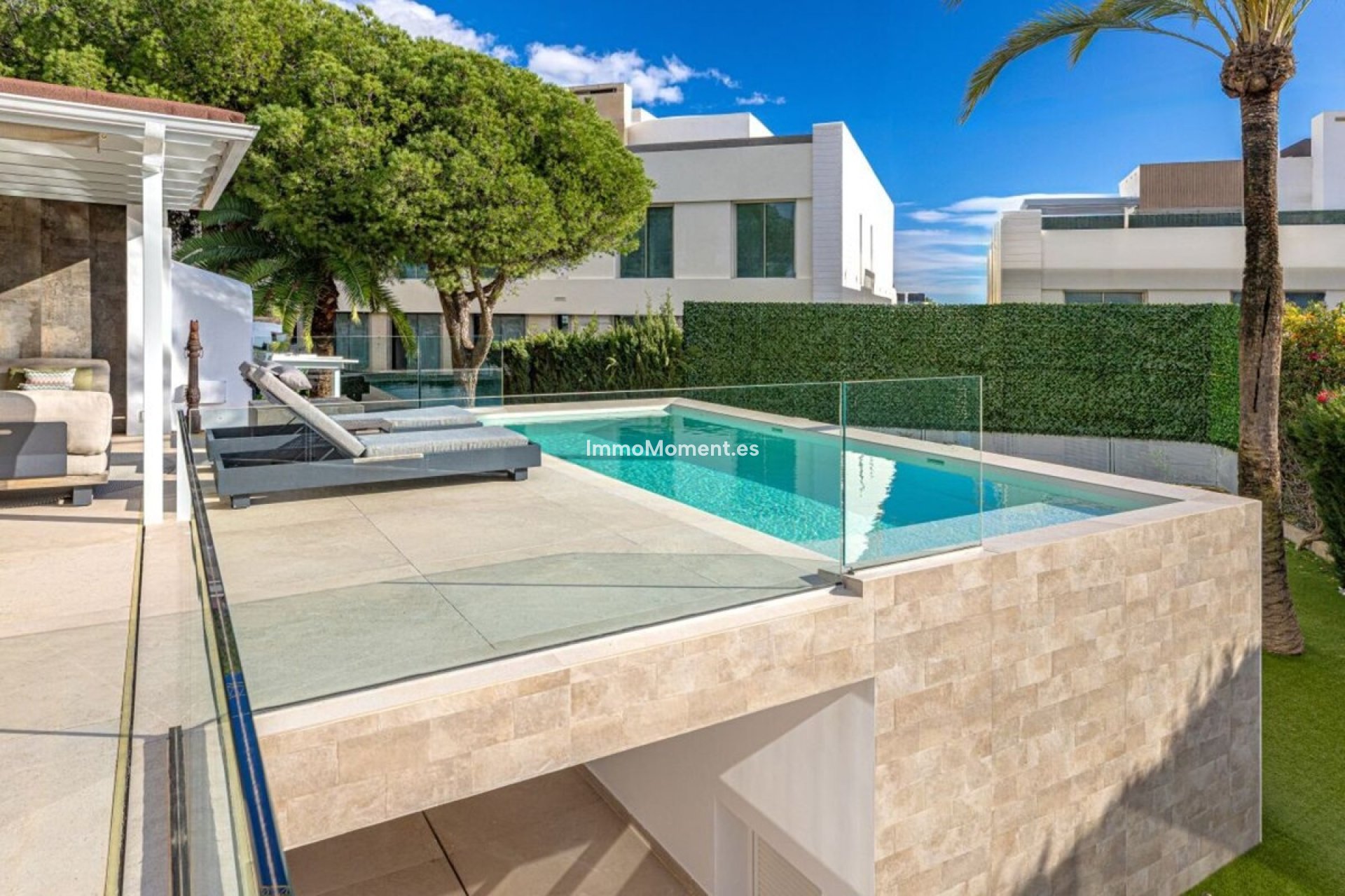 Wiederverkauf - Freistehende Villa - Marbella - Las Chapas