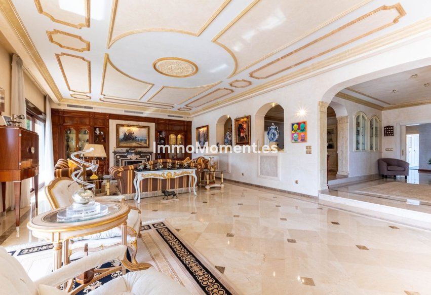 Wiederverkauf - Freistehende Villa - Marbella - Los Monteros