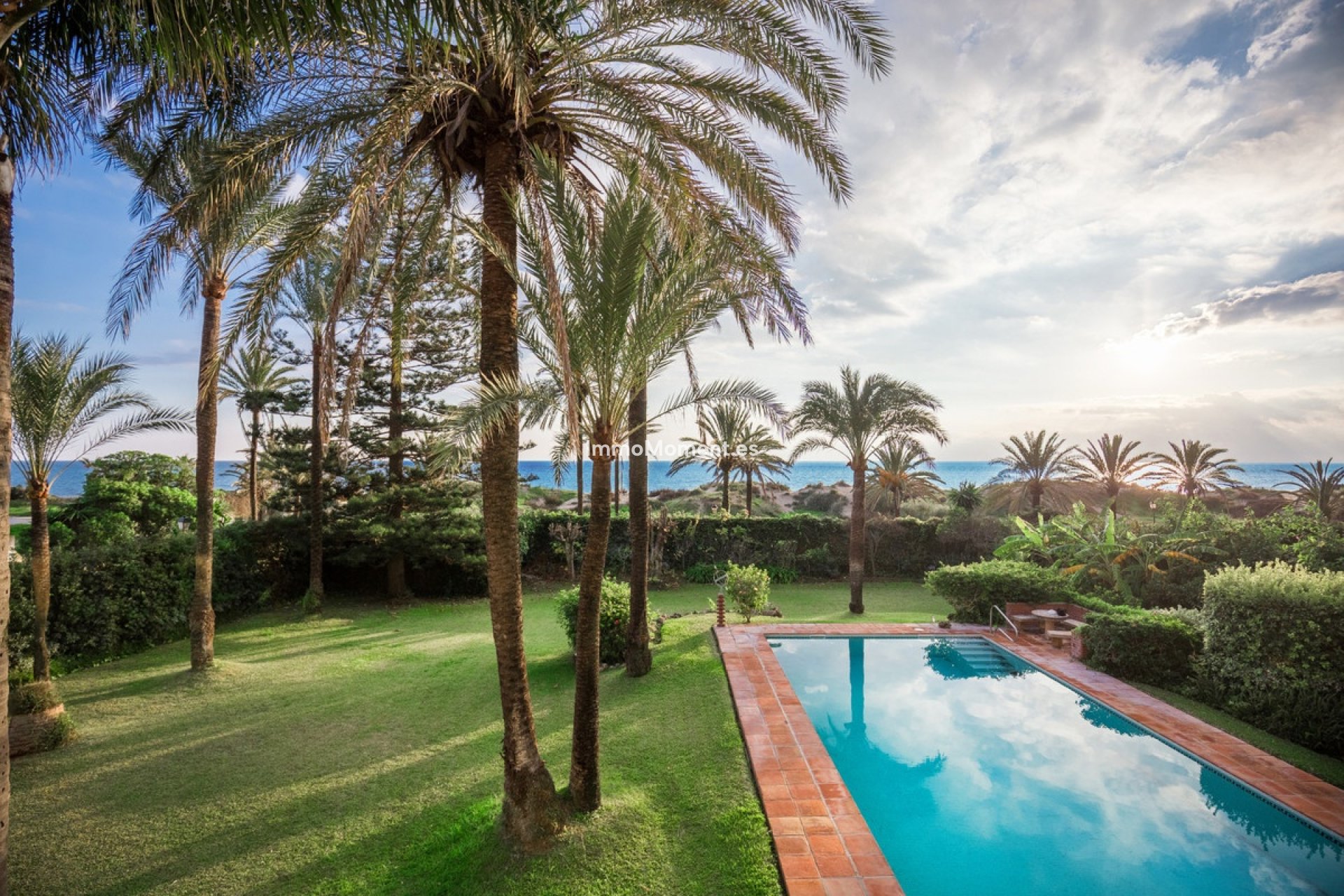 Wiederverkauf - Freistehende Villa - Marbella - Los Monteros