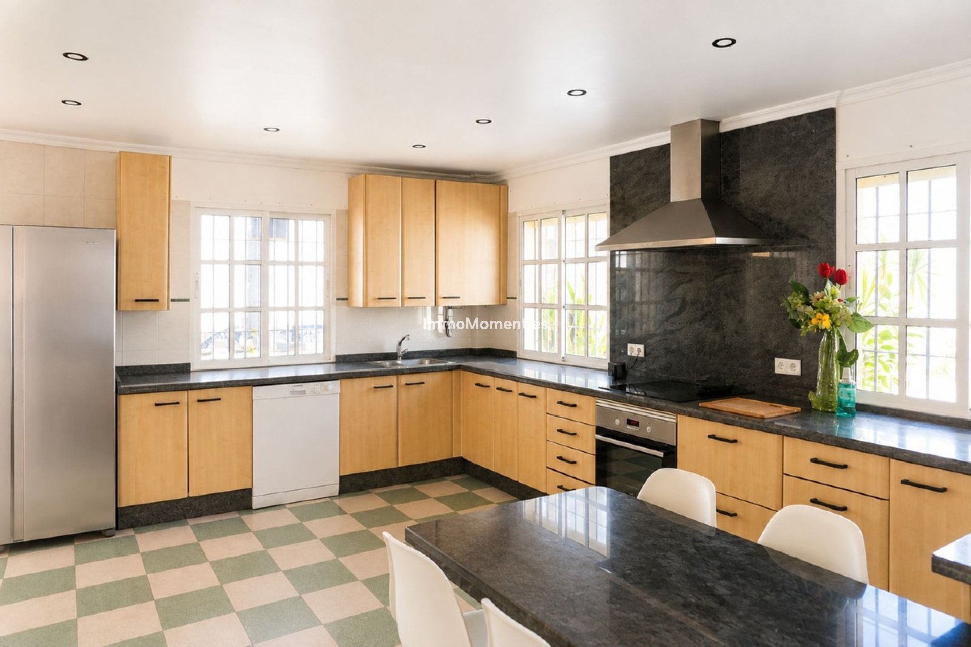 Wiederverkauf - Freistehende Villa - Marbella - Marbella Centro
