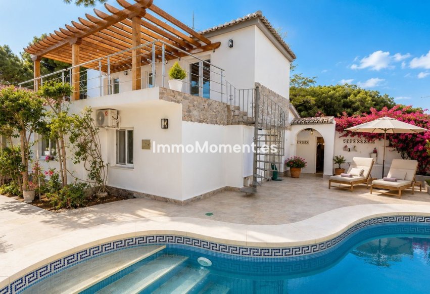 Wiederverkauf - Freistehende Villa - Marbella - Marbella Centro