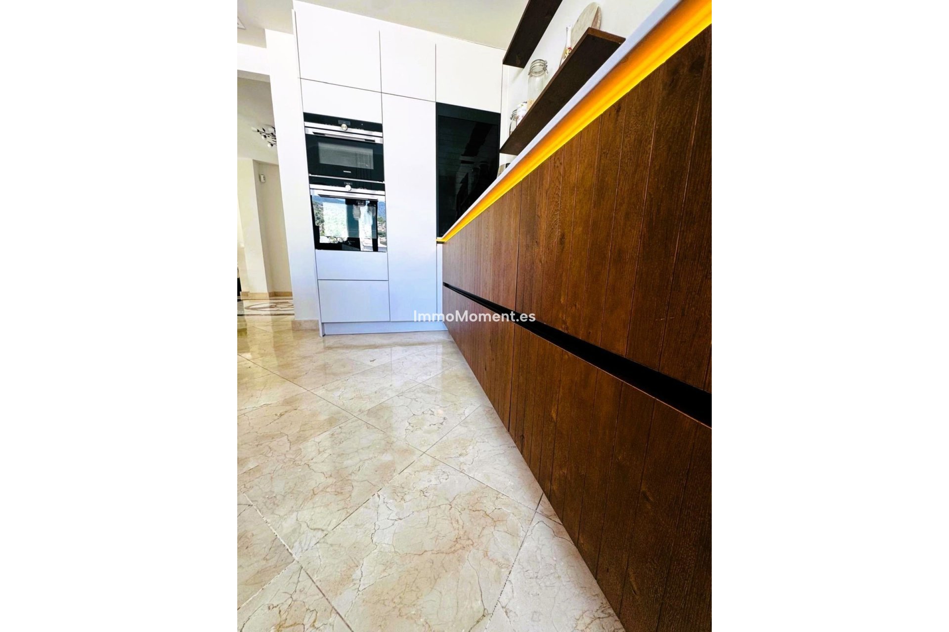 Wiederverkauf - Freistehende Villa - Marbella - Marbella Centro