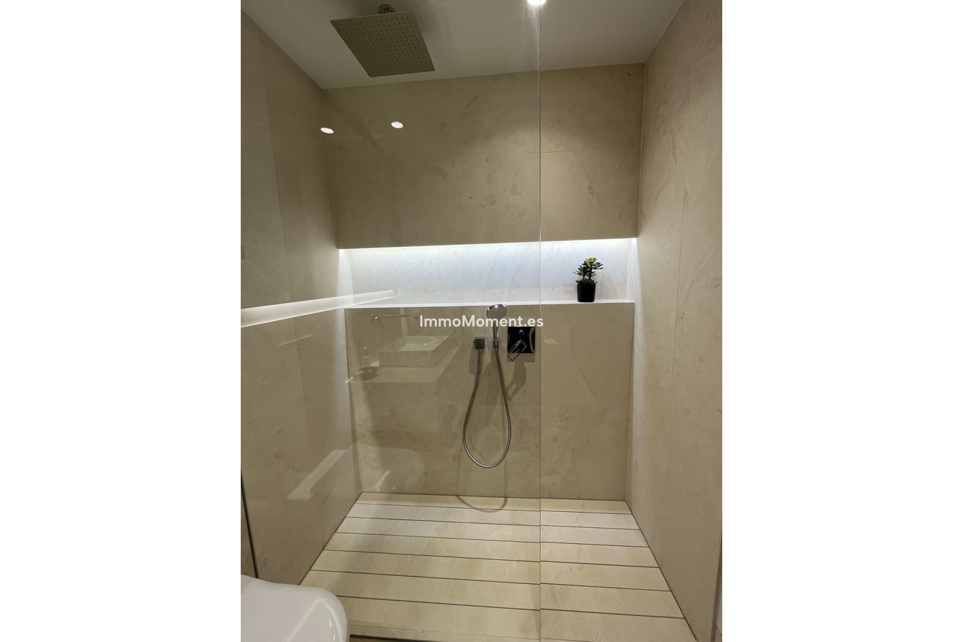 Wiederverkauf - Freistehende Villa - Marbella - Marbella Centro