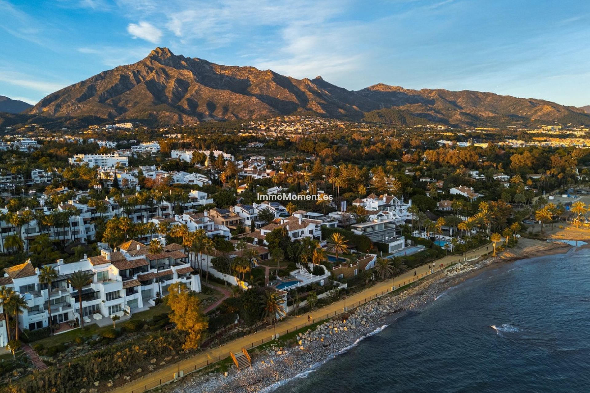 Wiederverkauf - Freistehende Villa - Marbella - Marbella Centro