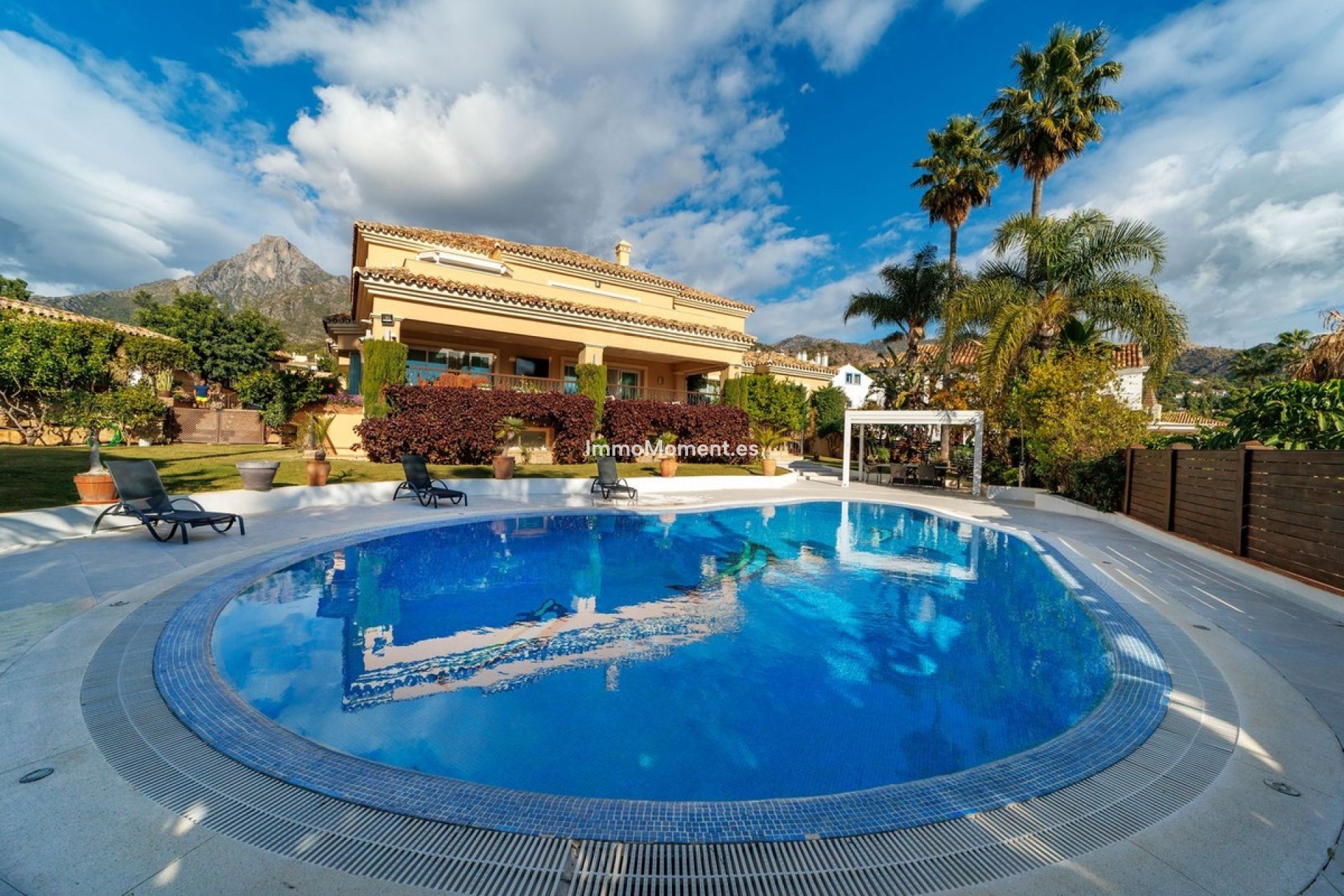 Wiederverkauf - Freistehende Villa - Marbella - Marbella Centro