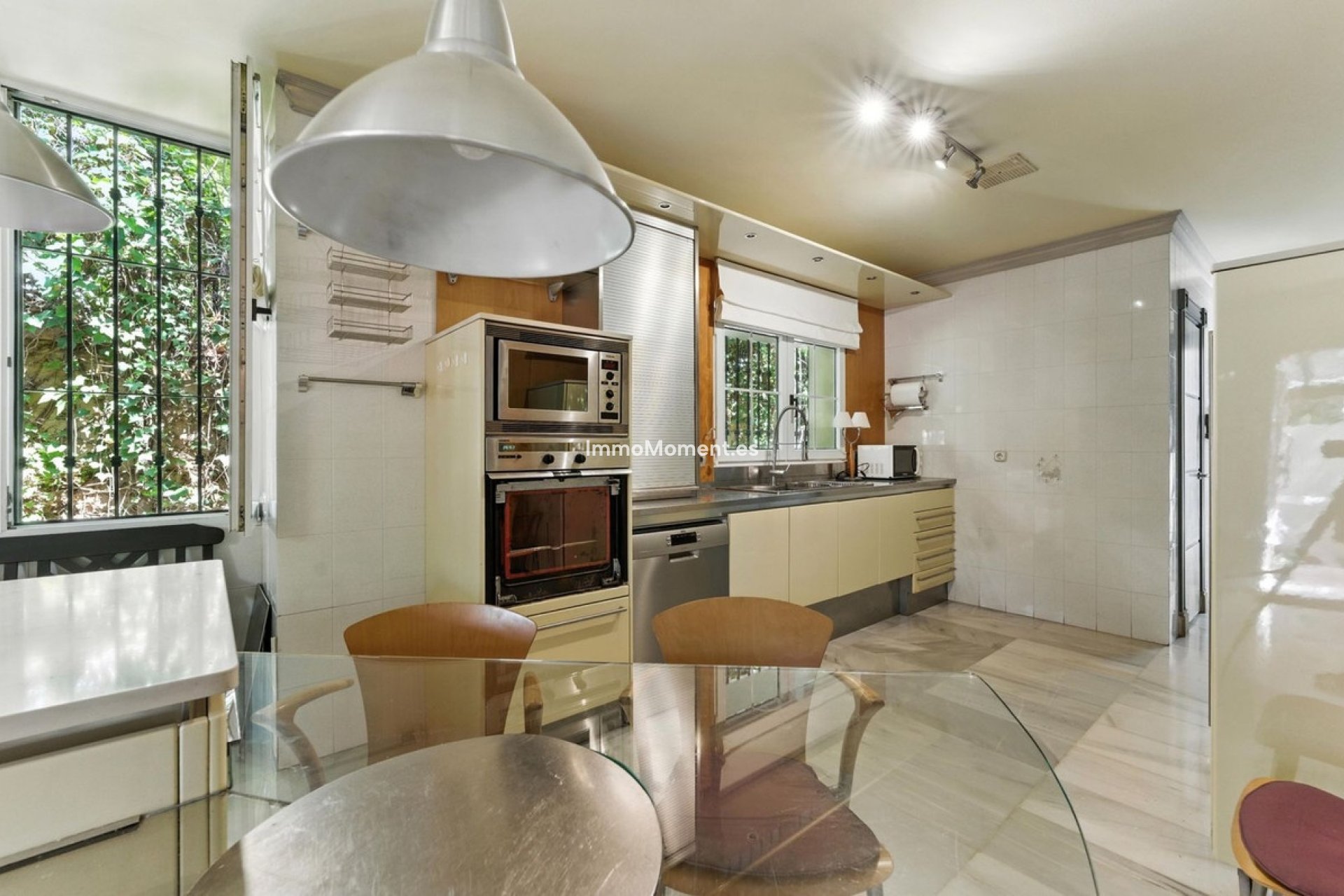 Wiederverkauf - Freistehende Villa - Marbella - Marbella Centro