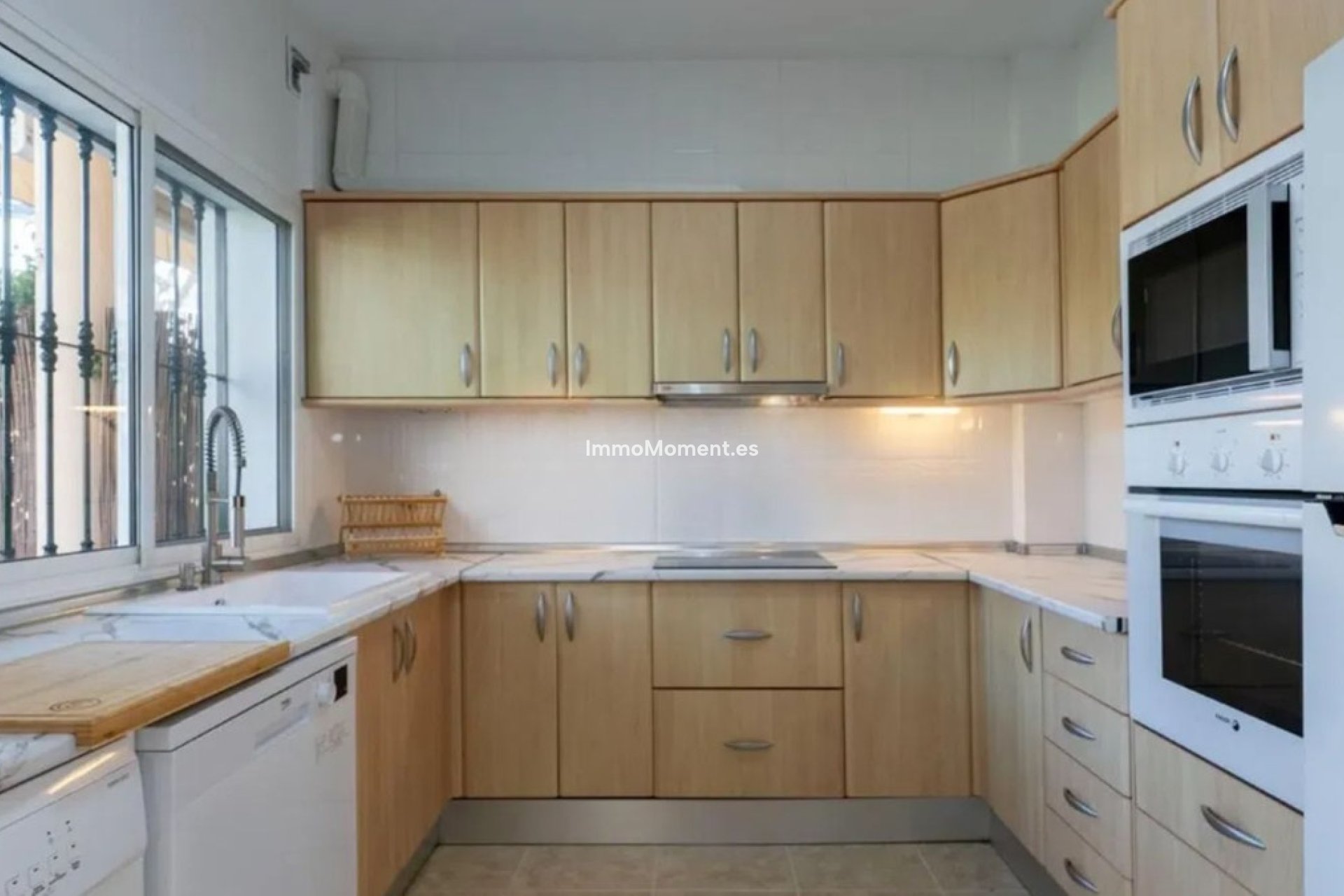 Wiederverkauf - Freistehende Villa - Marbella - Marbella Centro