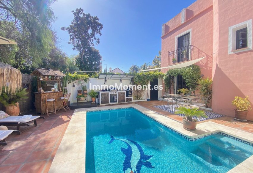Wiederverkauf - Freistehende Villa - Marbella - Marbella Centro