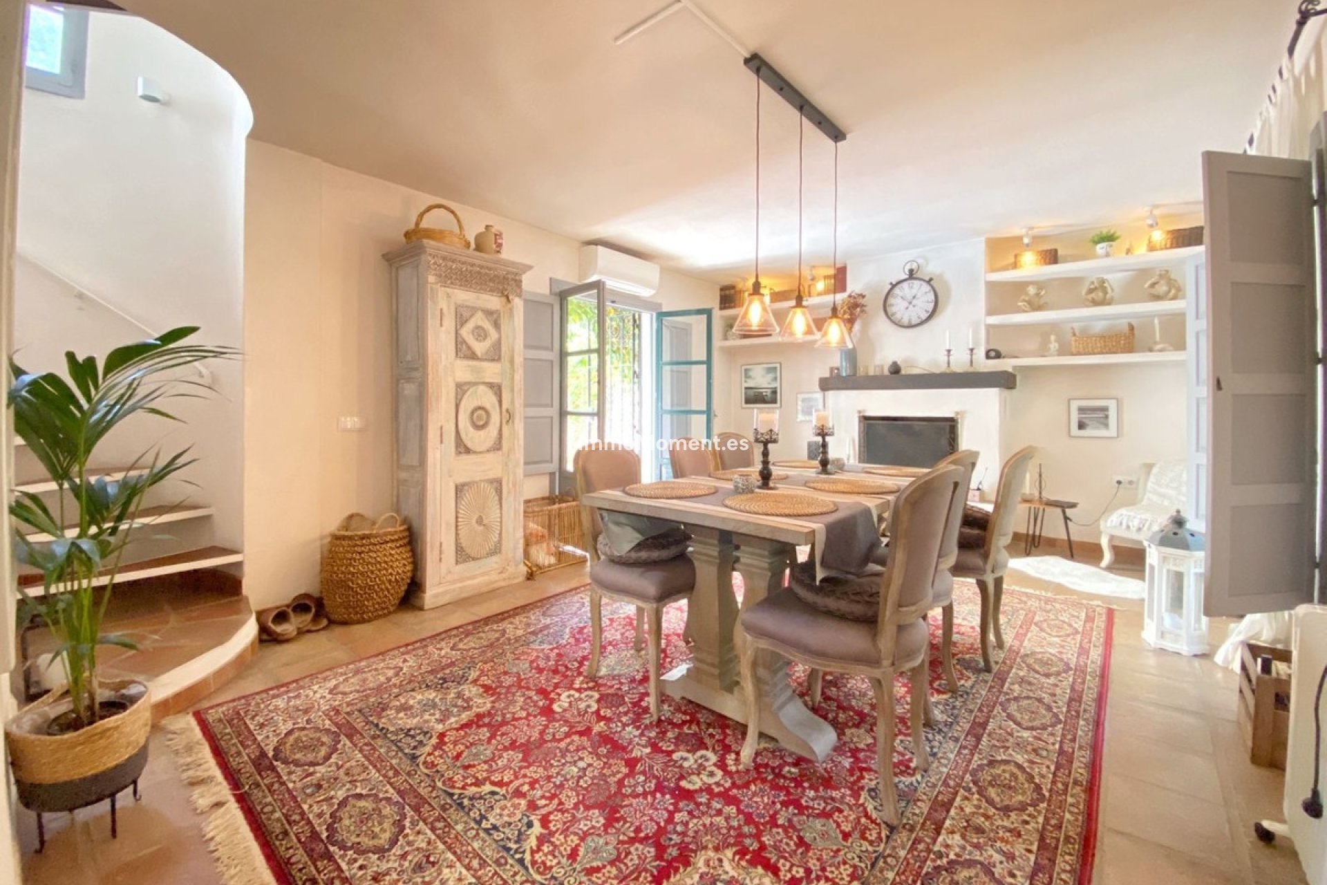 Wiederverkauf - Freistehende Villa - Marbella - Marbella Centro