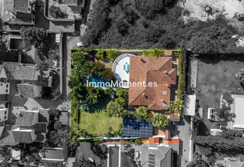 Wiederverkauf - Freistehende Villa - Marbella - Marbella Centro