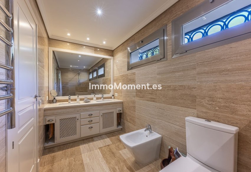 Wiederverkauf - Freistehende Villa - Marbella - Marbella Centro