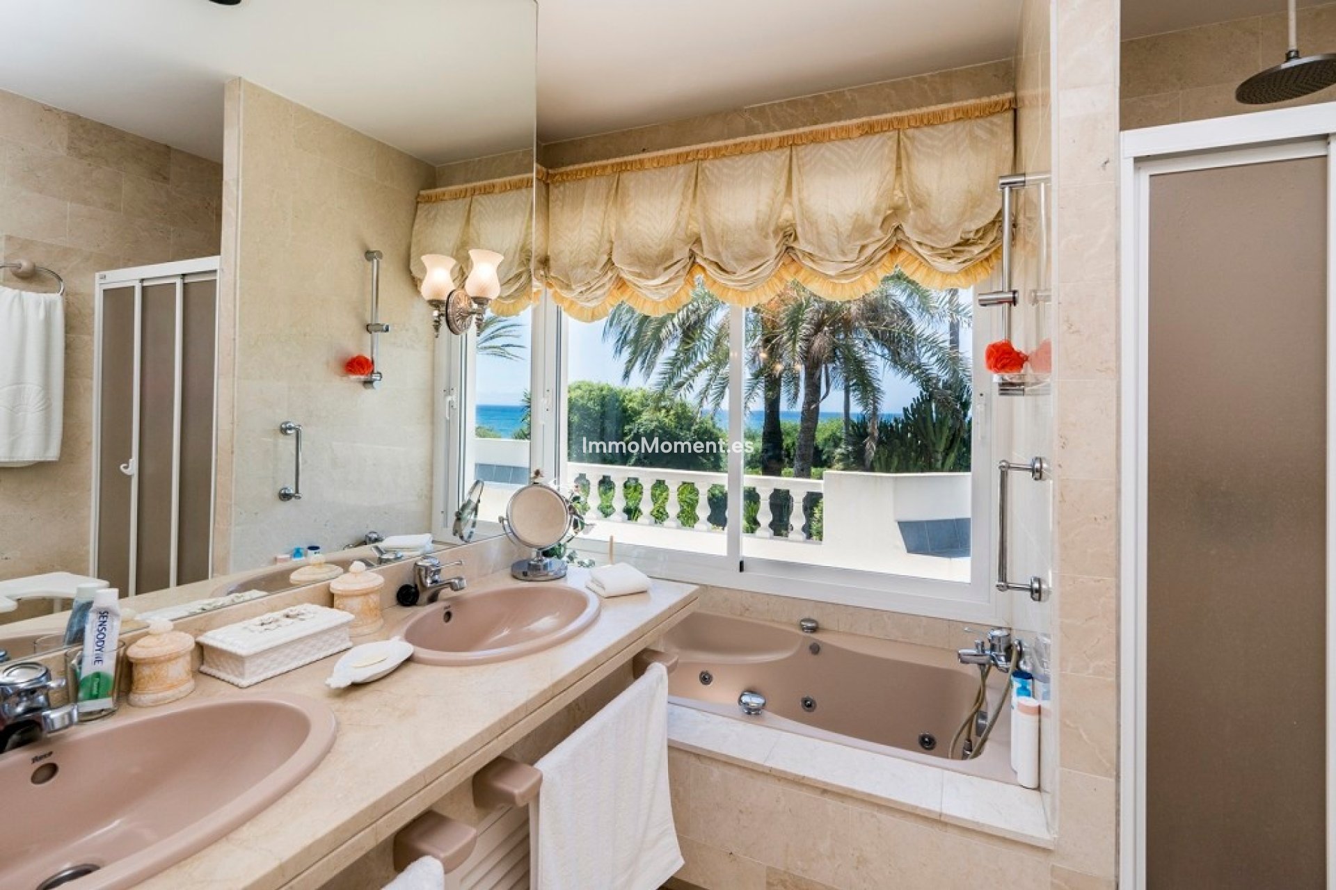 Wiederverkauf - Freistehende Villa - Marbella - Marbella Centro
