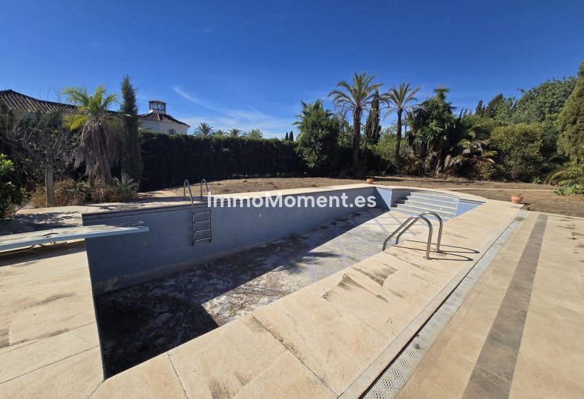 Wiederverkauf - Freistehende Villa - Marbella - Marbella Centro