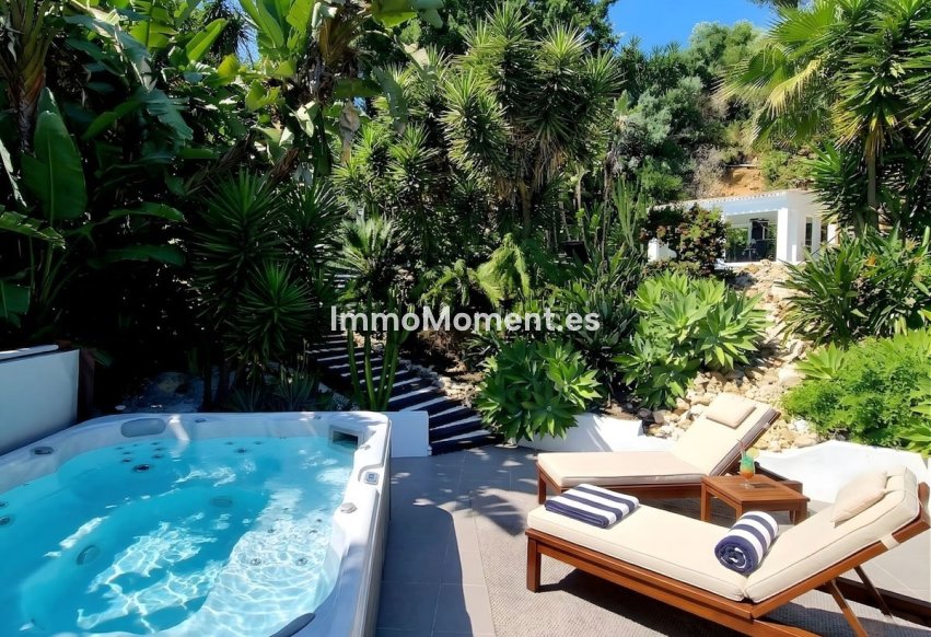 Wiederverkauf - Freistehende Villa - Marbella - Marbella Centro