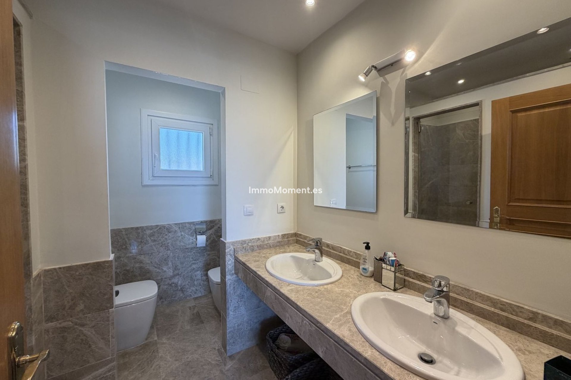 Wiederverkauf - Freistehende Villa - Marbella - Marbella Centro