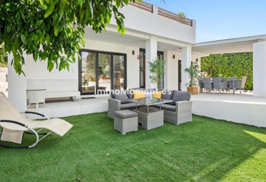 Wiederverkauf - Freistehende Villa - Marbella - Marbella Centro