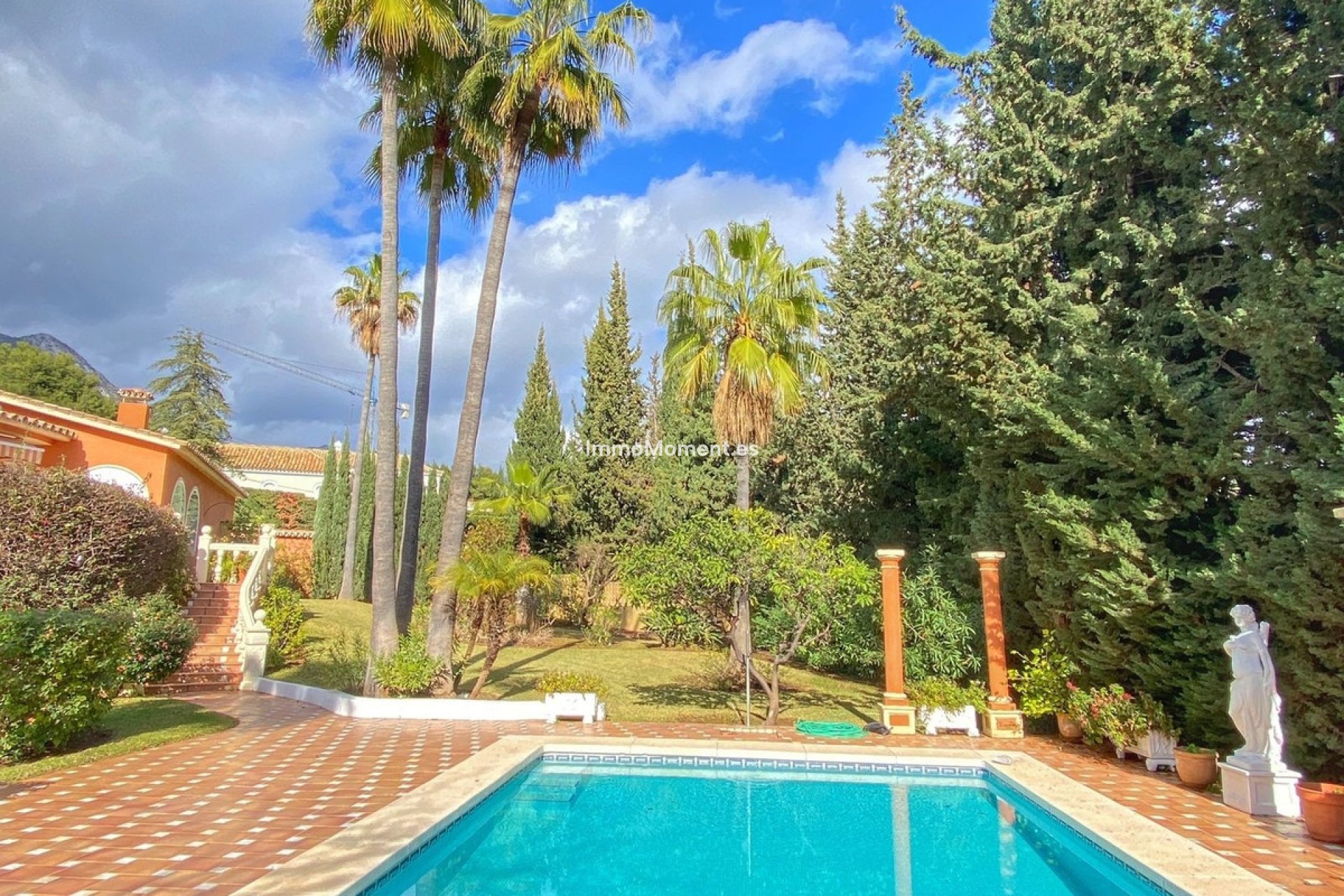 Wiederverkauf - Freistehende Villa - Marbella - Nagüeles