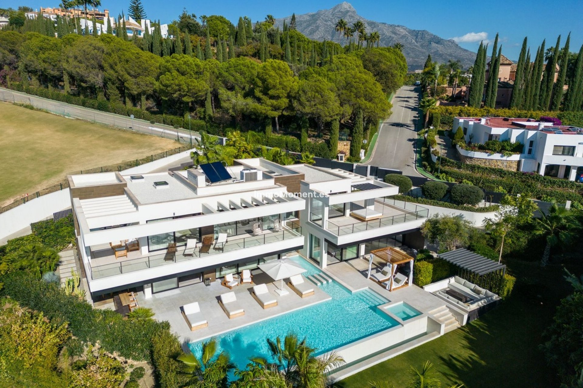 Wiederverkauf - Freistehende Villa - Marbella - Nueva Andalucía