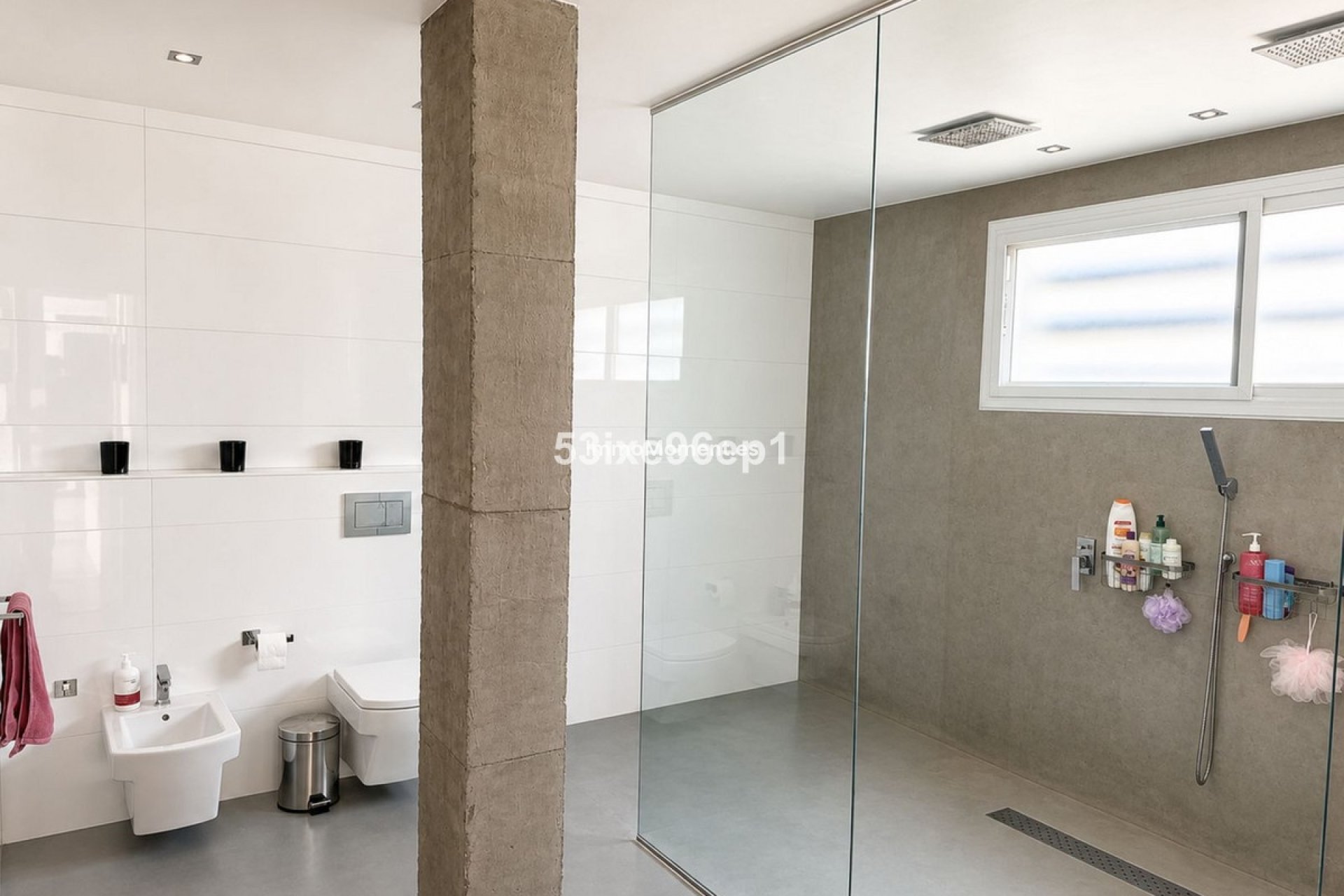 Wiederverkauf - Freistehende Villa - Marbella - Nueva Andalucía