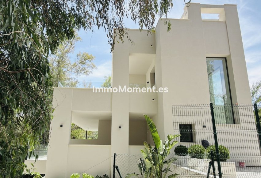 Wiederverkauf - Freistehende Villa - Marbella - Nueva Andalucía