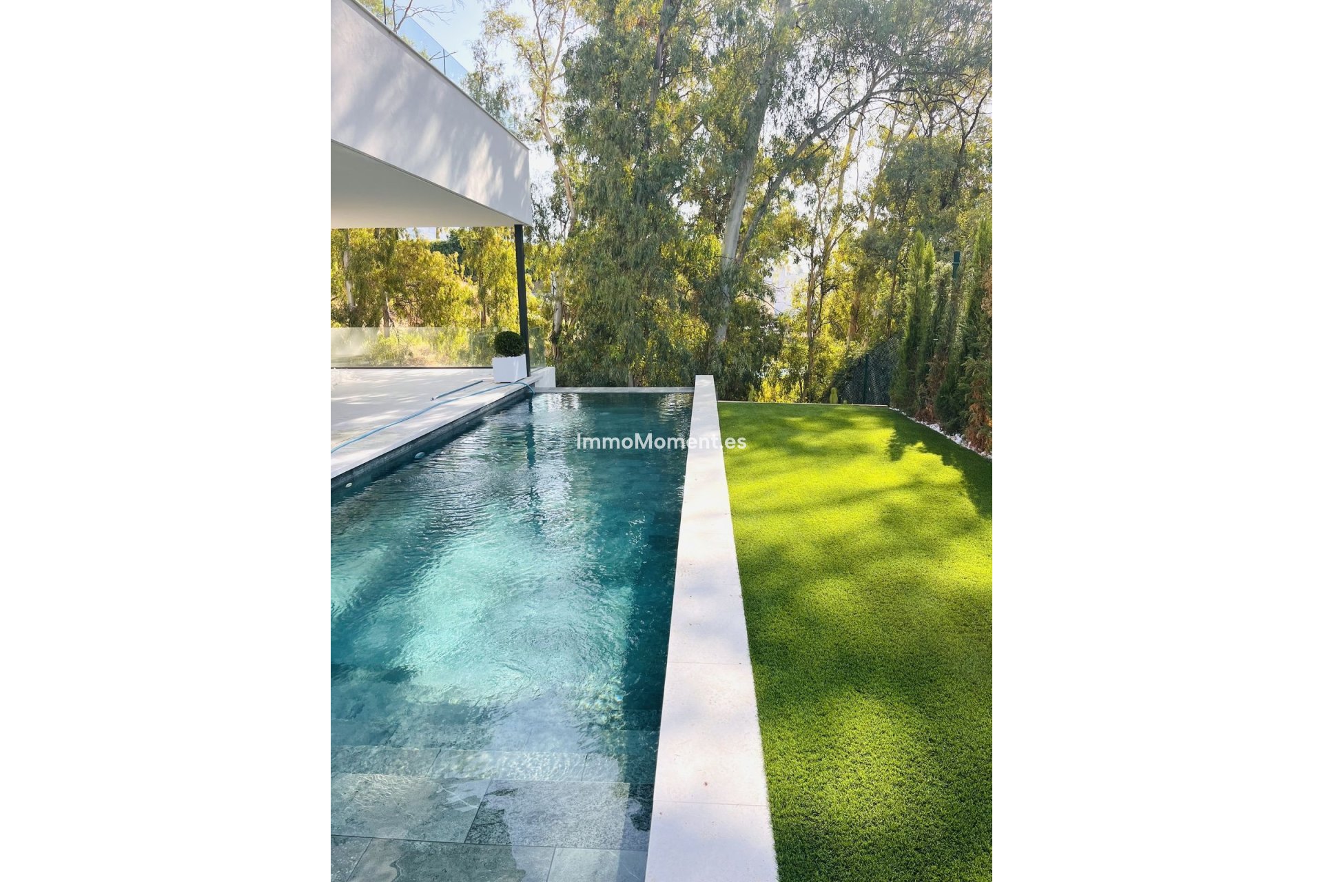 Wiederverkauf - Freistehende Villa - Marbella - Nueva Andalucía