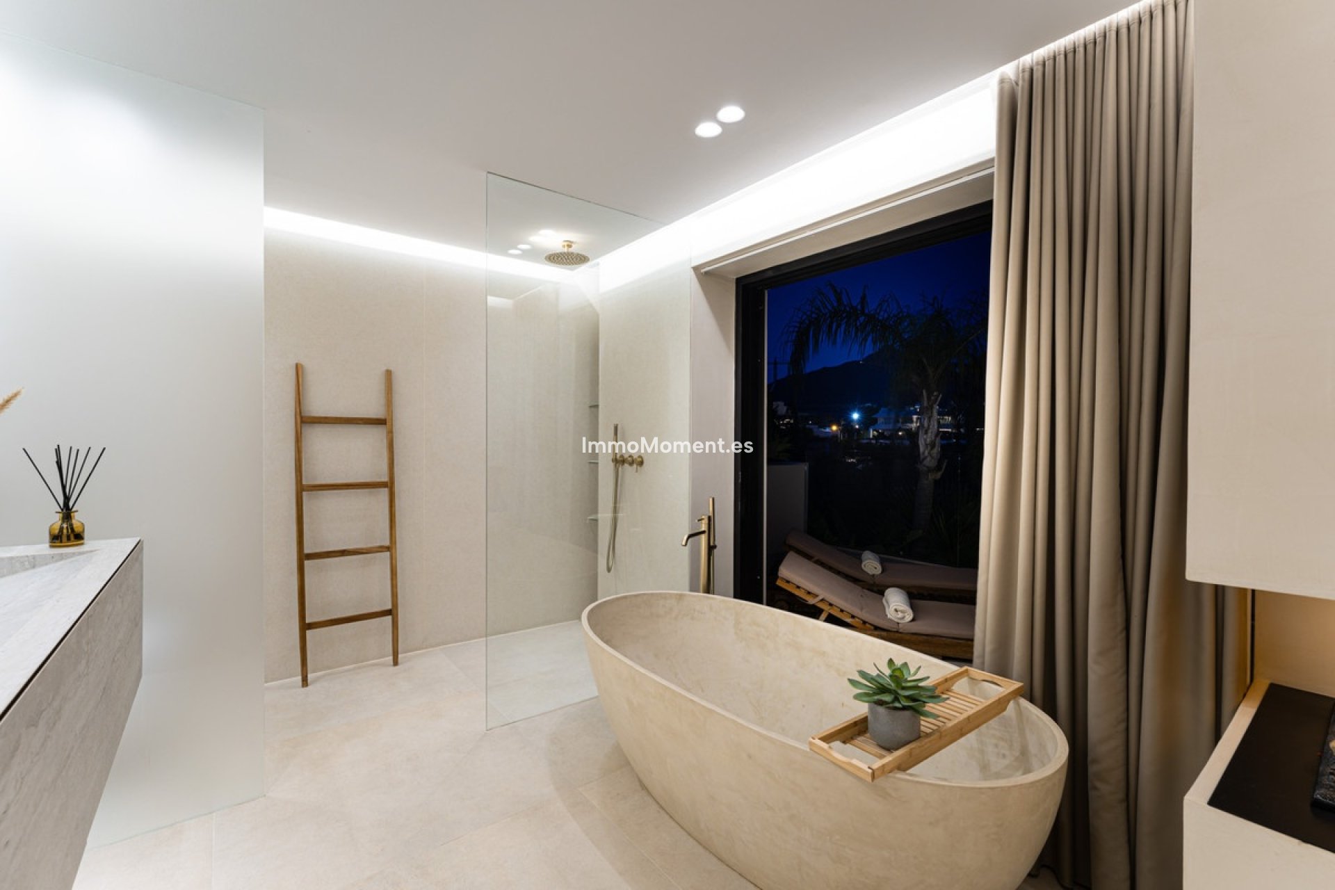 Wiederverkauf - Freistehende Villa - Marbella - Nueva Andalucía