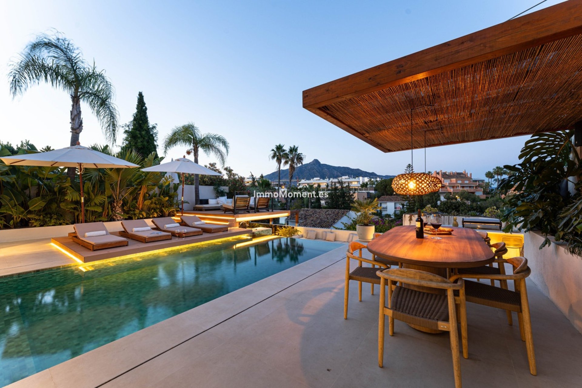 Wiederverkauf - Freistehende Villa - Marbella - Nueva Andalucía