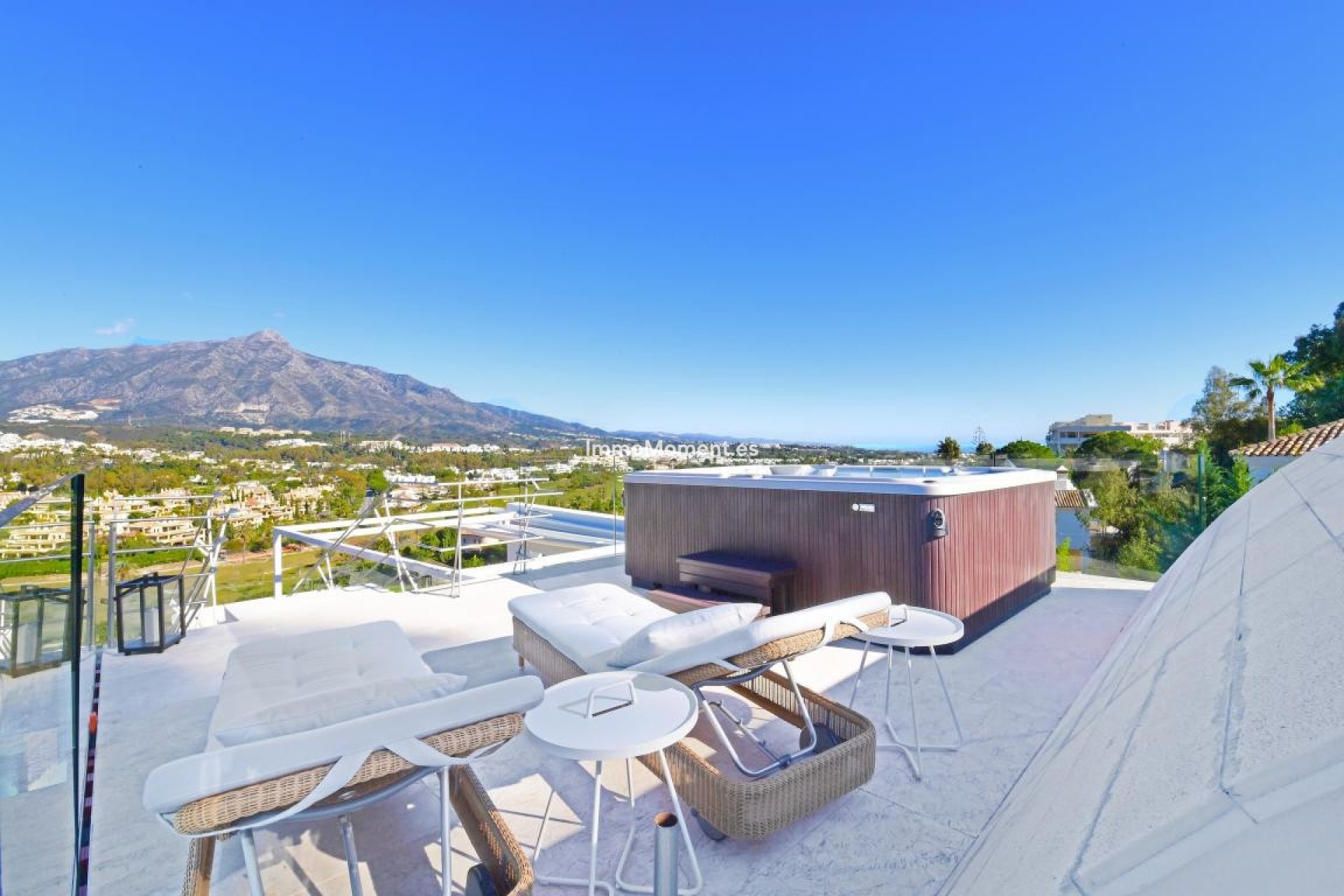 Wiederverkauf - Freistehende Villa - Marbella - Nueva Andalucía