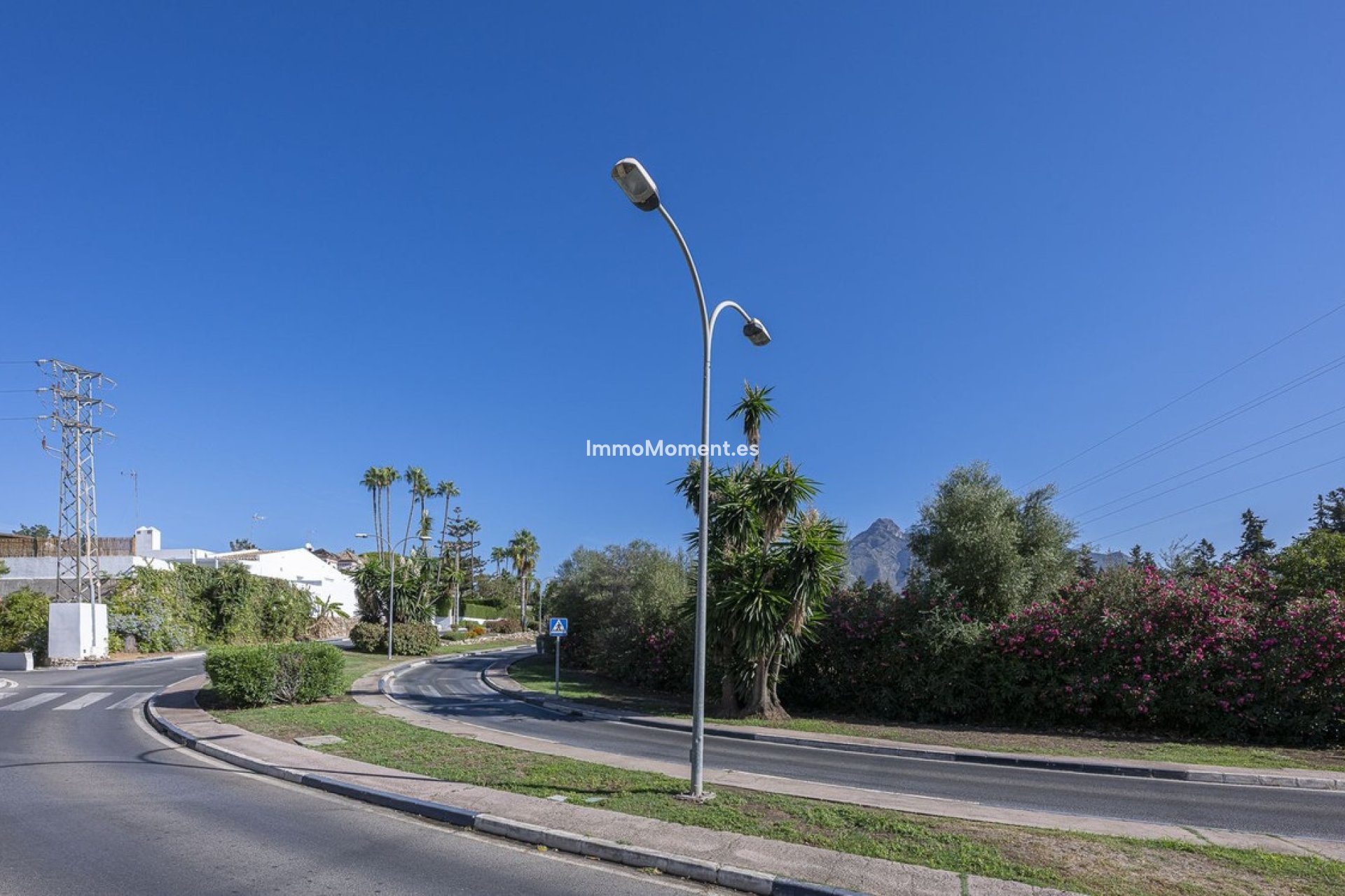 Wiederverkauf - Freistehende Villa - Marbella - Nueva Andalucía