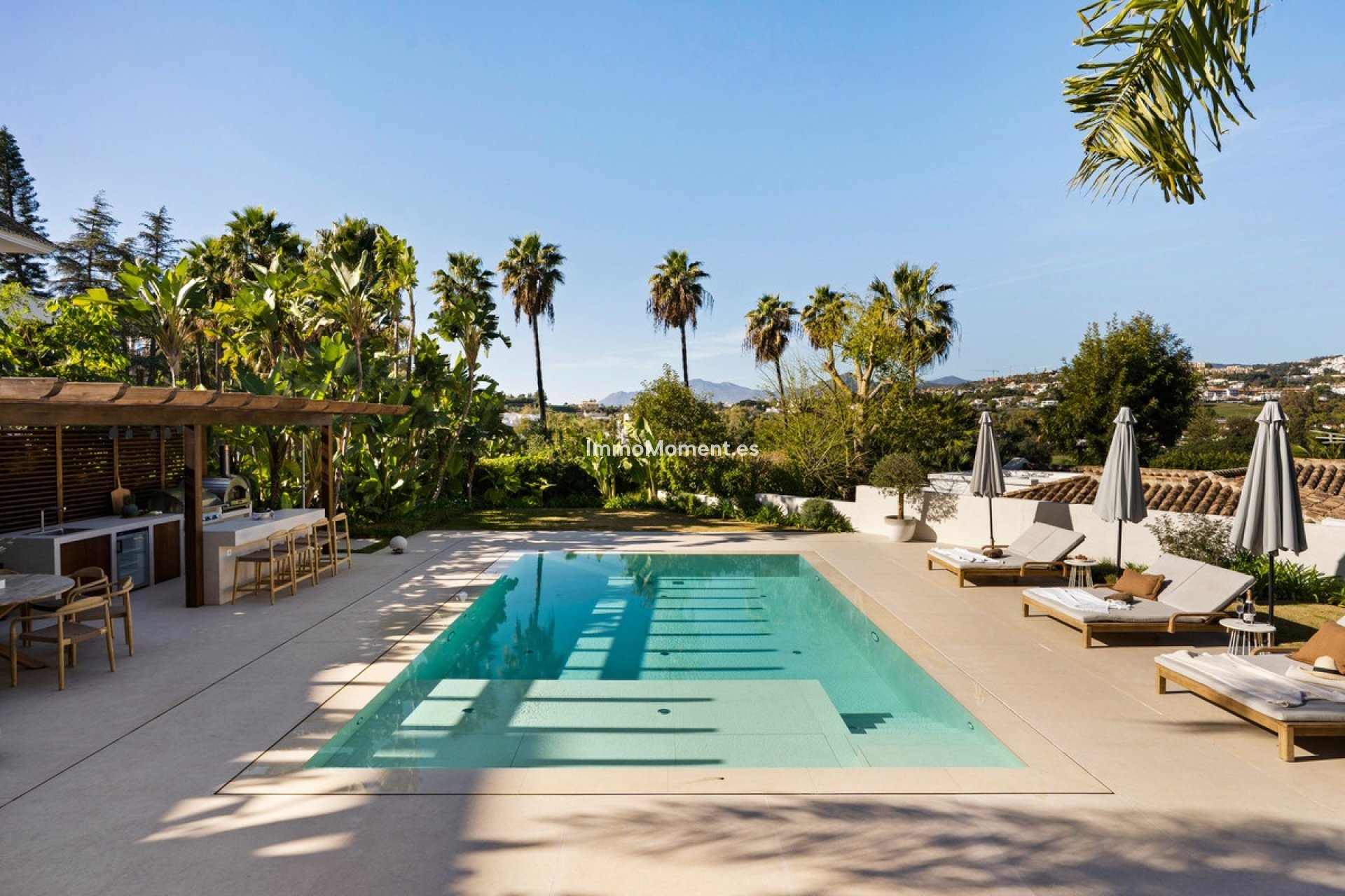 Wiederverkauf - Freistehende Villa - Marbella - Nueva Andalucía