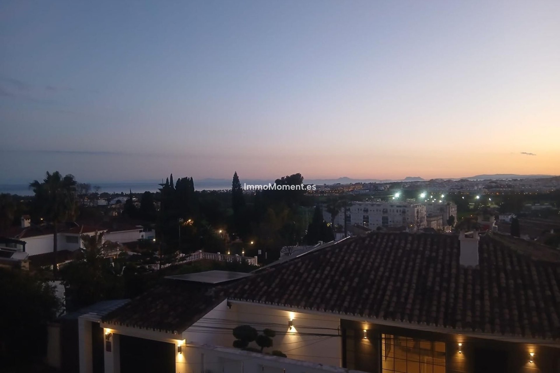 Wiederverkauf - Freistehende Villa - Marbella - Nueva Andalucía