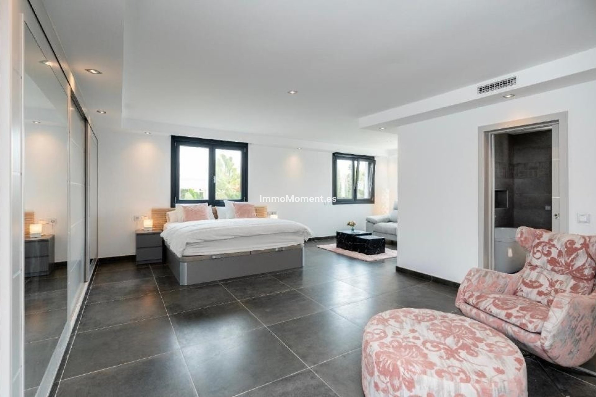 Wiederverkauf - Freistehende Villa - Marbella - Nueva Andalucía