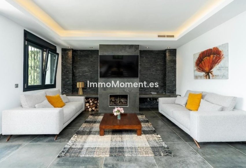 Wiederverkauf - Freistehende Villa - Marbella - Nueva Andalucía
