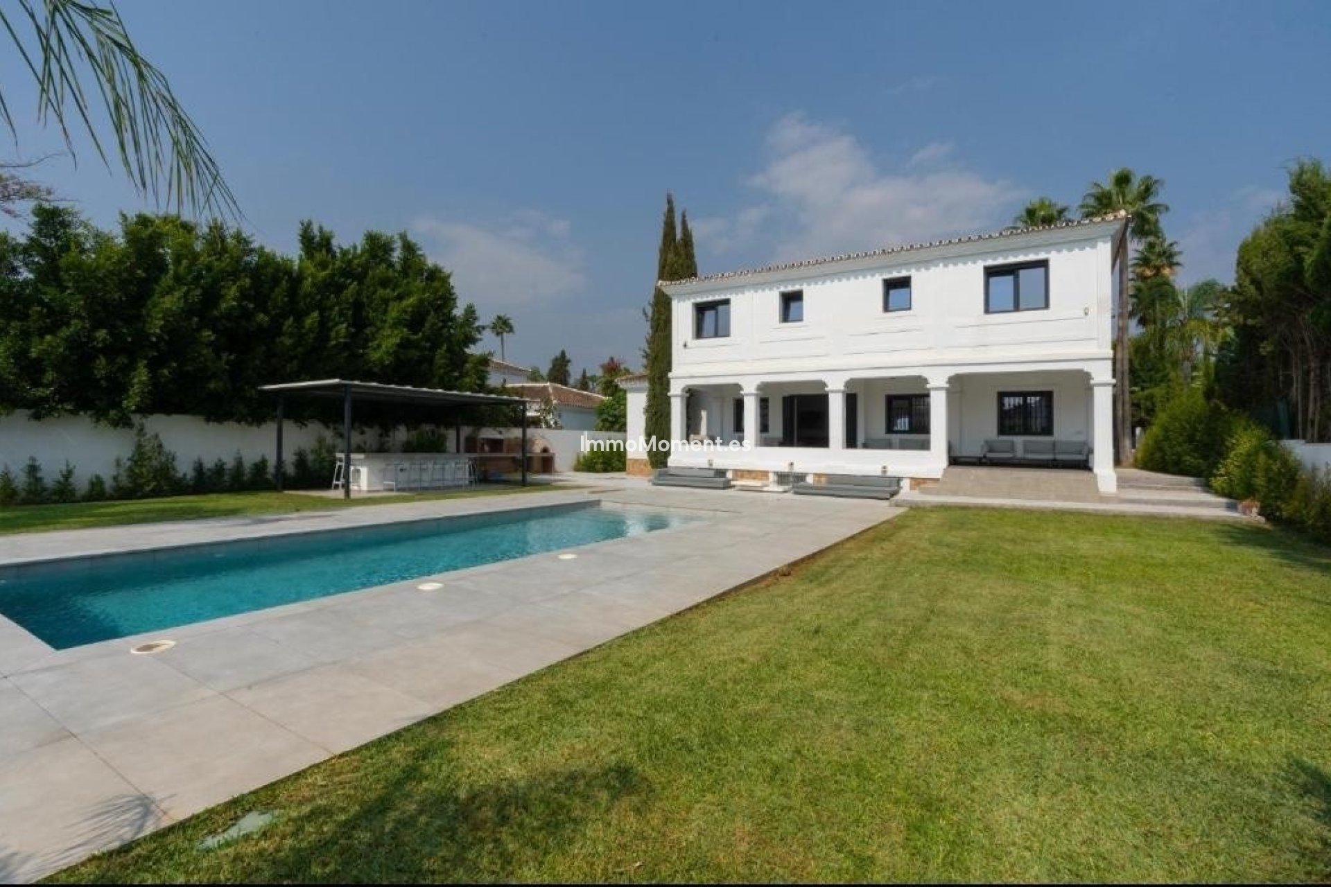Wiederverkauf - Freistehende Villa - Marbella - Nueva Andalucía