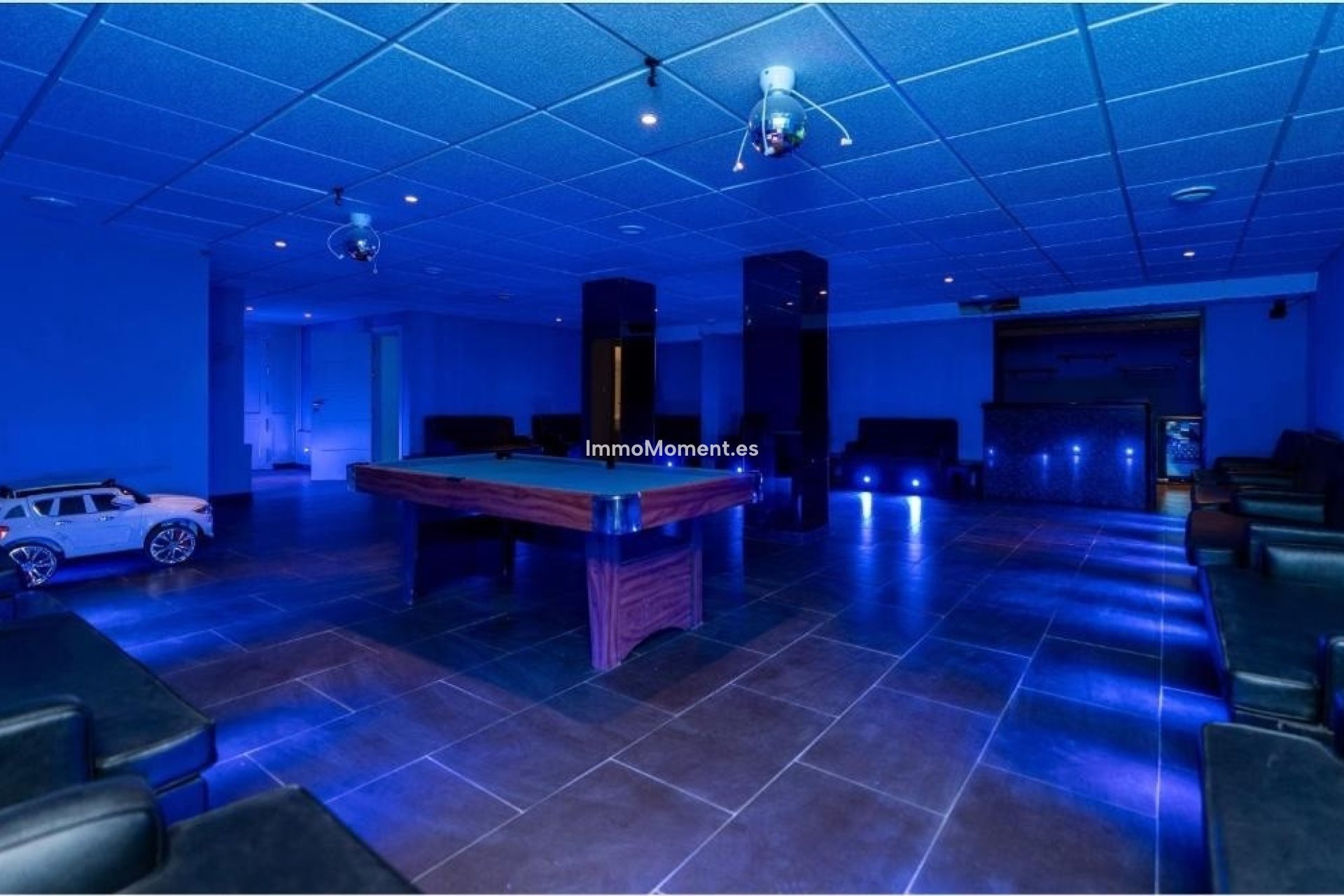 Wiederverkauf - Freistehende Villa - Marbella - Nueva Andalucía