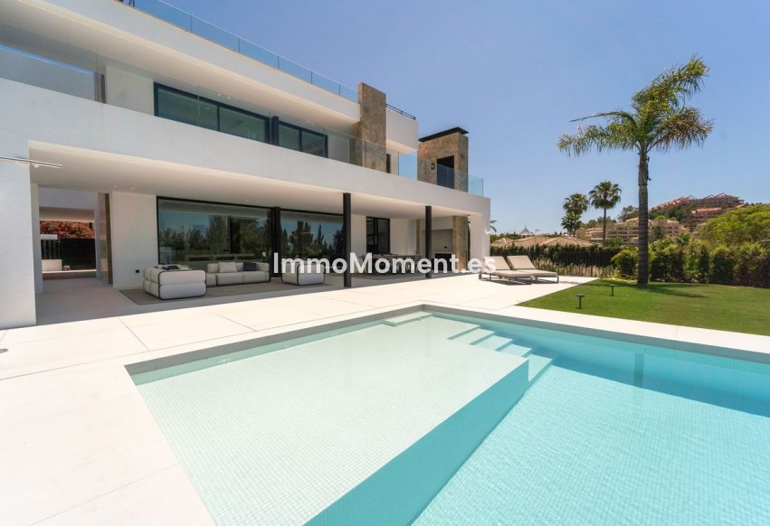 Wiederverkauf - Freistehende Villa - Marbella - Nueva Andalucía