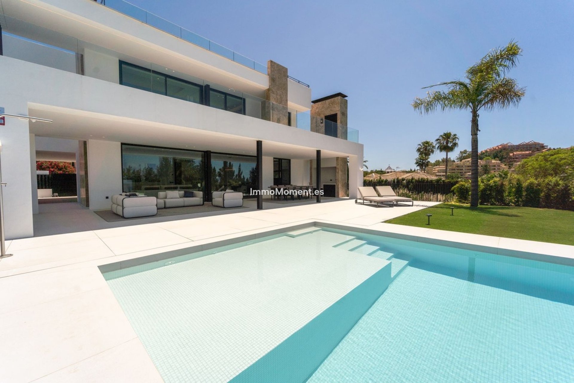 Wiederverkauf - Freistehende Villa - Marbella - Nueva Andalucía