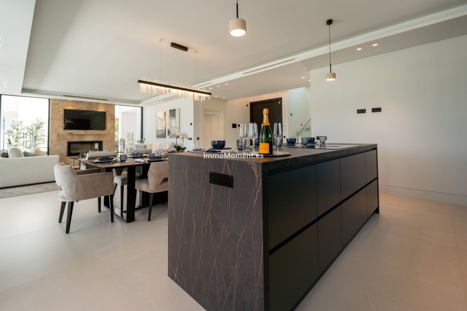 Wiederverkauf - Freistehende Villa - Marbella - Nueva Andalucía