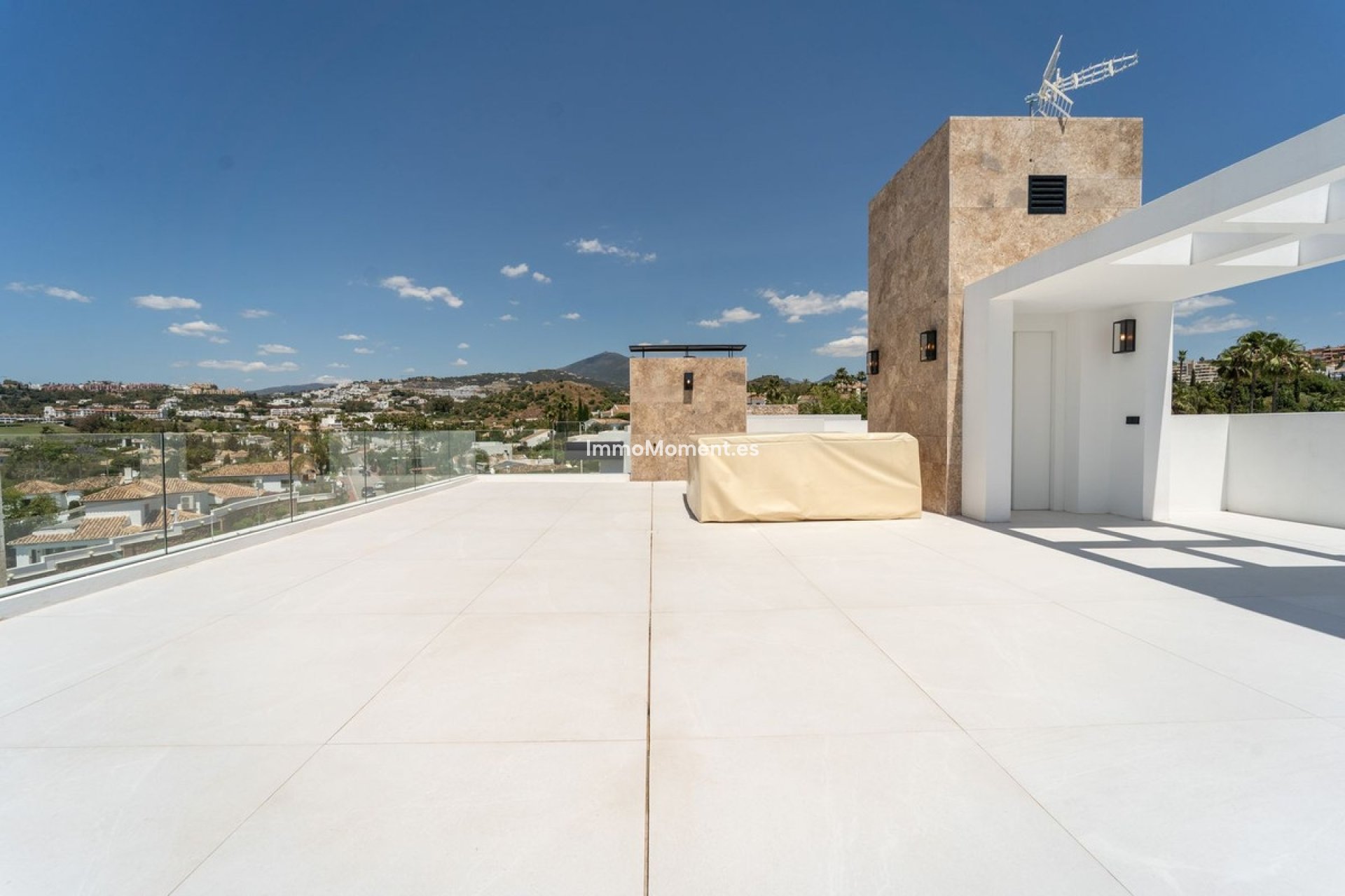 Wiederverkauf - Freistehende Villa - Marbella - Nueva Andalucía