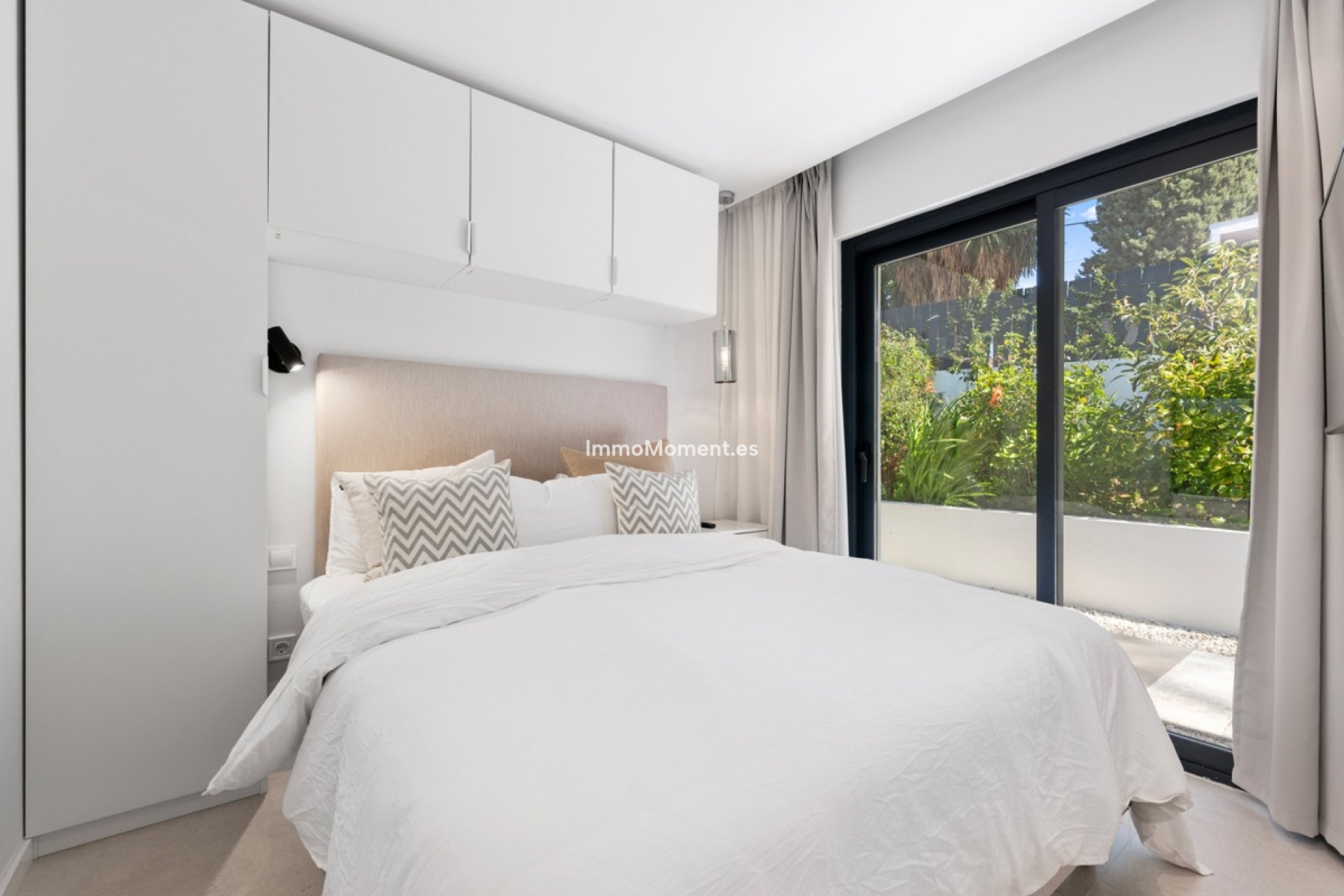 Wiederverkauf - Freistehende Villa - Marbella - Nueva Andalucía