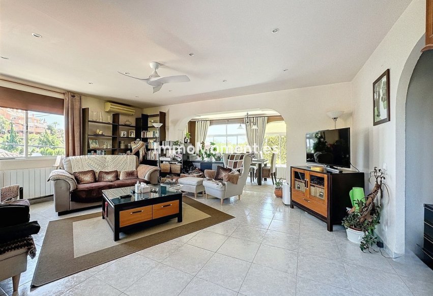Wiederverkauf - Freistehende Villa - Marbella - Nueva Andalucía