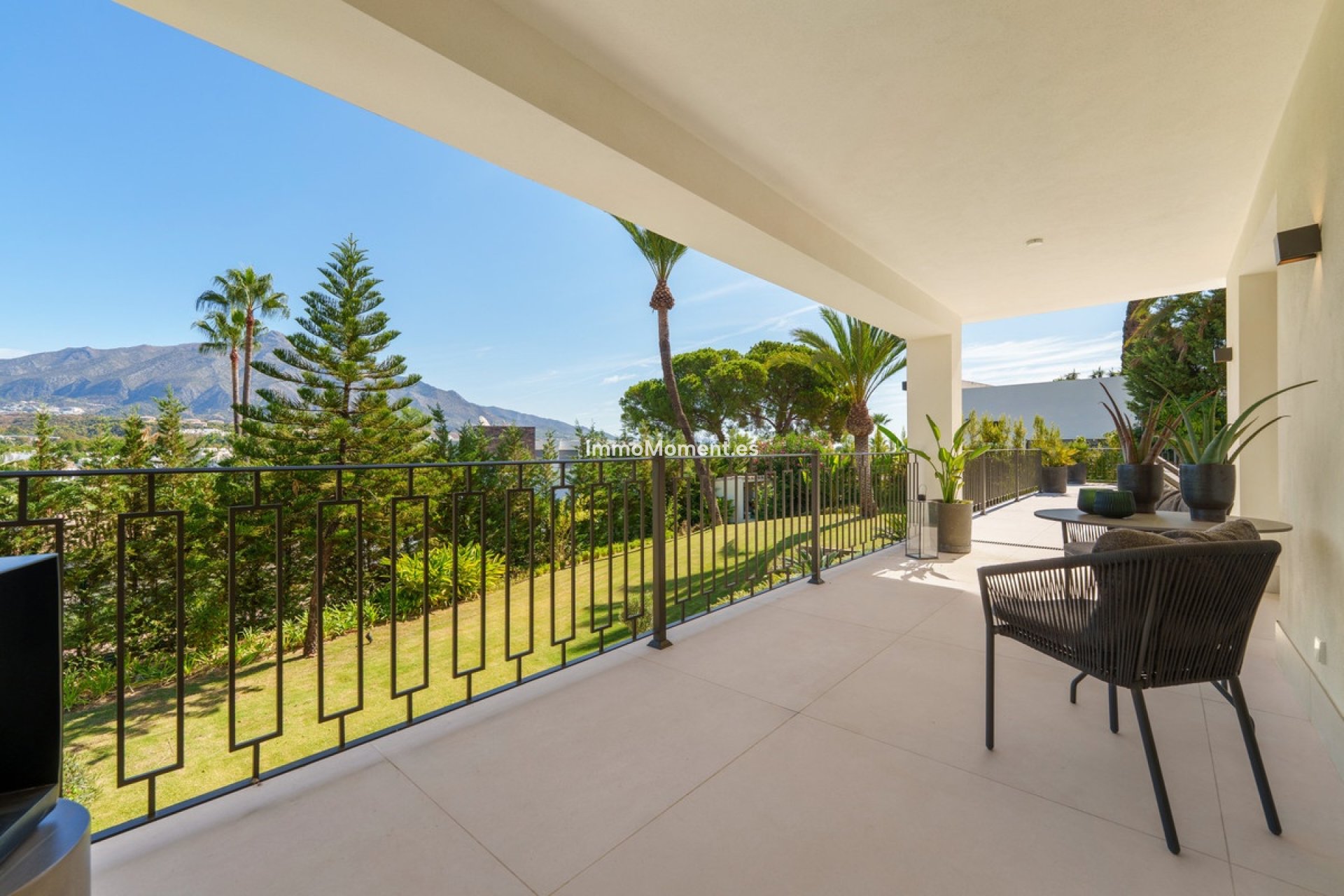 Wiederverkauf - Freistehende Villa - Marbella - Nueva Andalucía